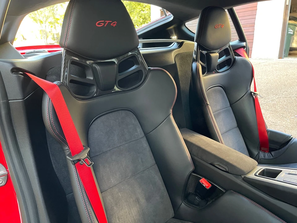 2016 Porsche 981 Cayman GT4 - Image 6 of 11