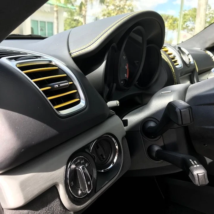 2016 Porsche 981 Cayman GT4 - Image 10 of 16