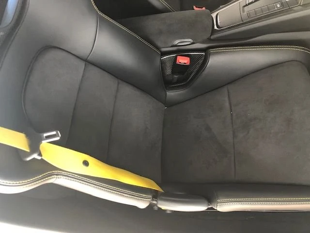 2016 Porsche 981 Cayman GT4 - Image 8 of 25