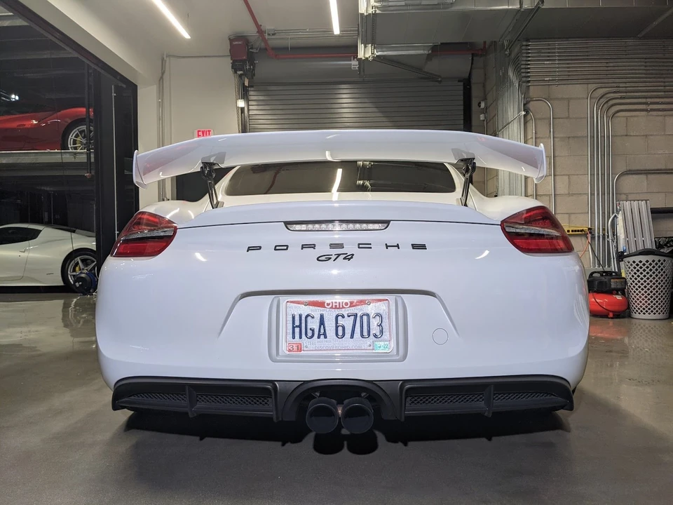 2016 Porsche 981 Cayman GT4 - Image 9 of 11