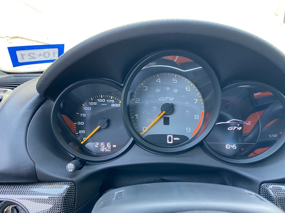2016 Porsche 981 Cayman GT4 - Image 8 of 17