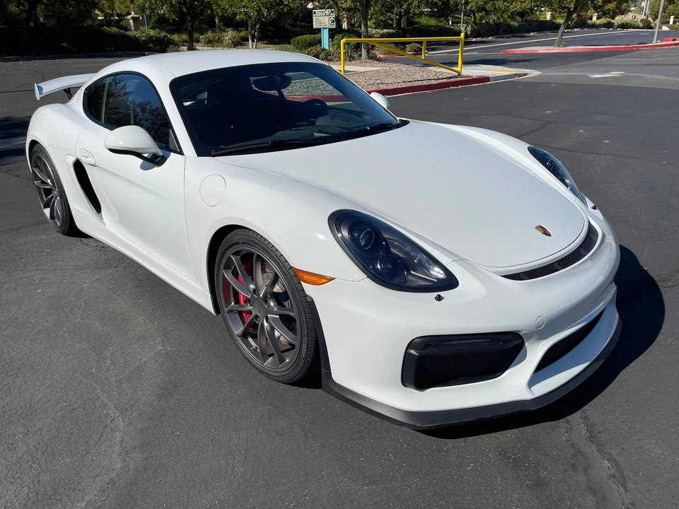 2016 Porsche 981 Cayman GT4 - Image 4 of 31
