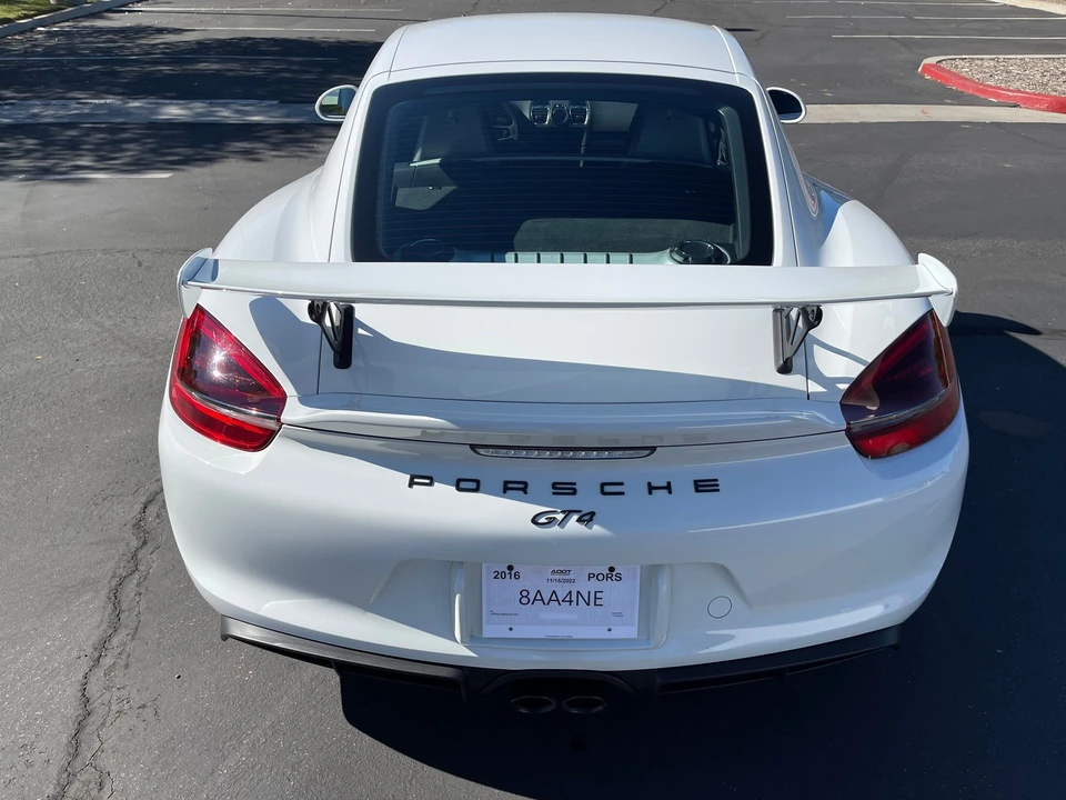 2016 Porsche 981 Cayman GT4 - Image 7 of 31
