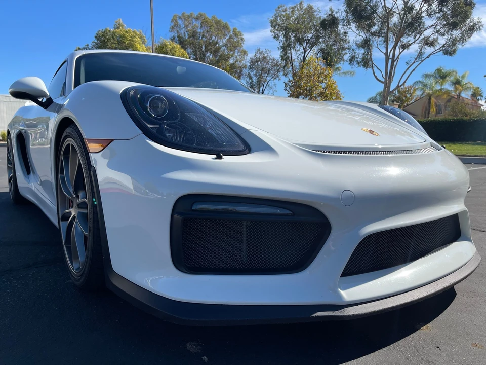 2016 Porsche 981 Cayman GT4 - Image 15 of 31