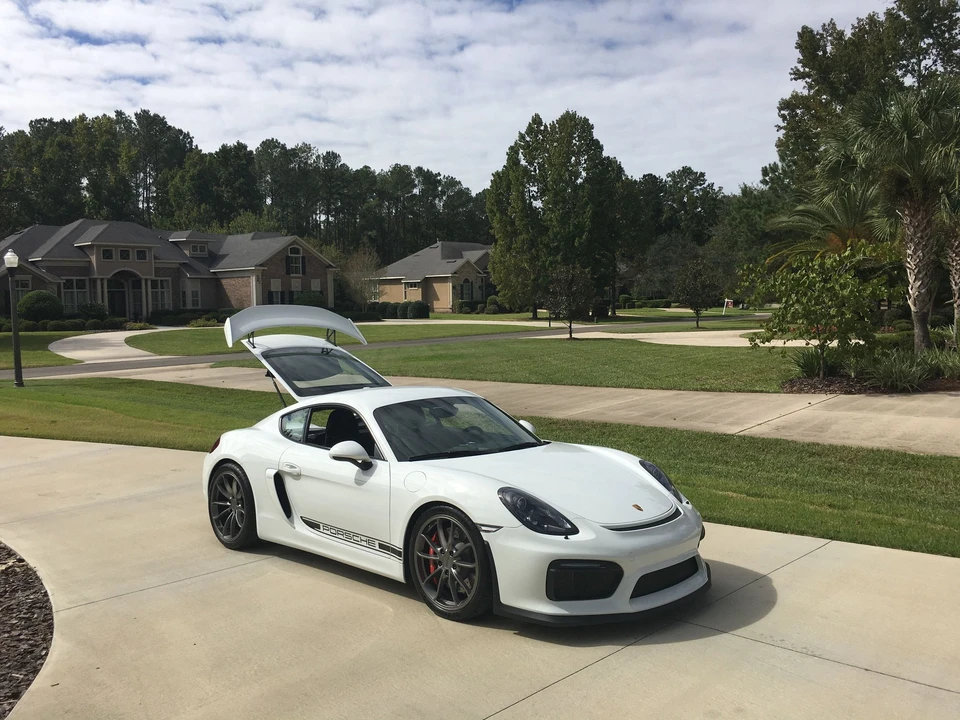 2016 Porsche 981 Cayman GT4 - Image 5 of 11