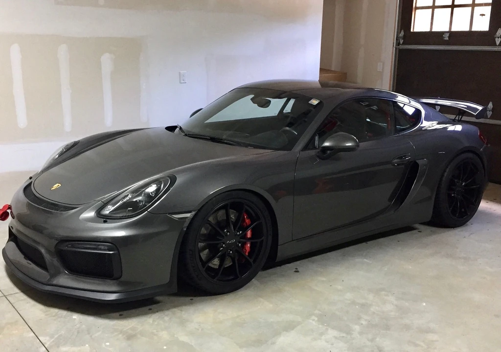 2016 Porsche 981 Cayman GT4 - Image 8 of 8