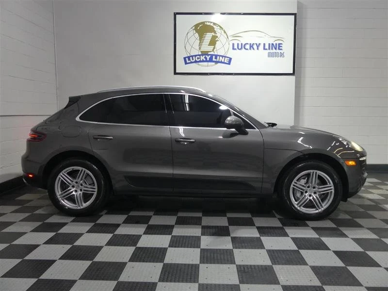 2016 Porsche Macan - Image 6 of 20