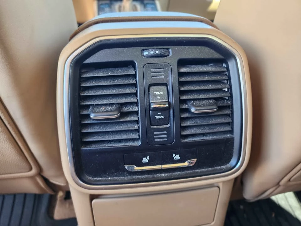 2016 Porsche Macan S - Image 9 of 18