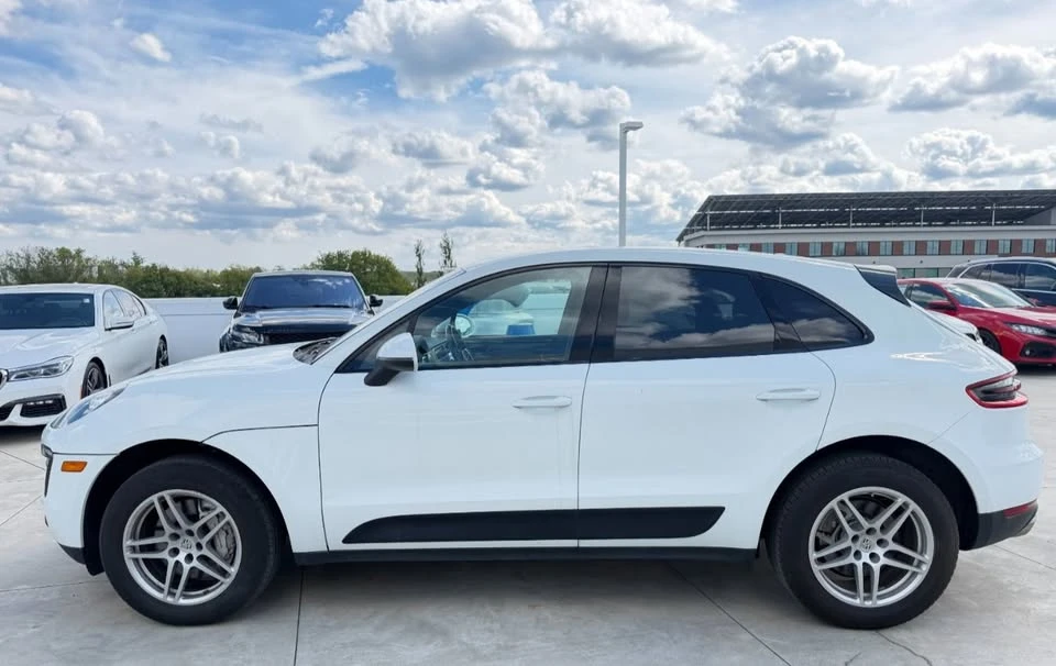 2016 Porsche Macan S - Image 2 of 11