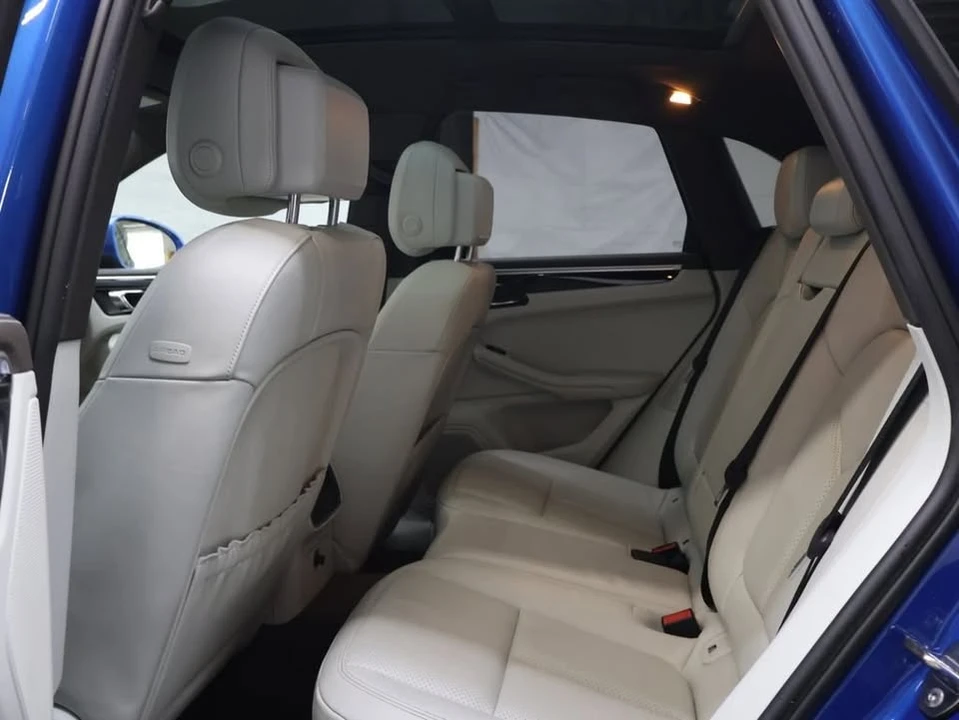 2016 Porsche Macan S - Image 14 of 19