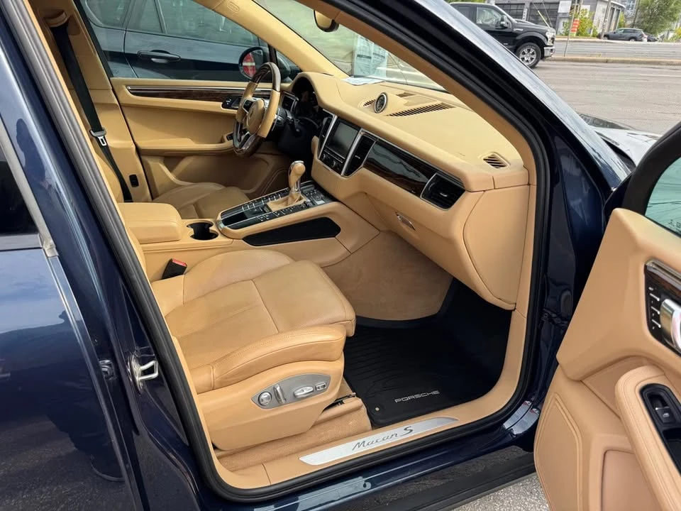 2016 Porsche Macan S - Image 19 of 20