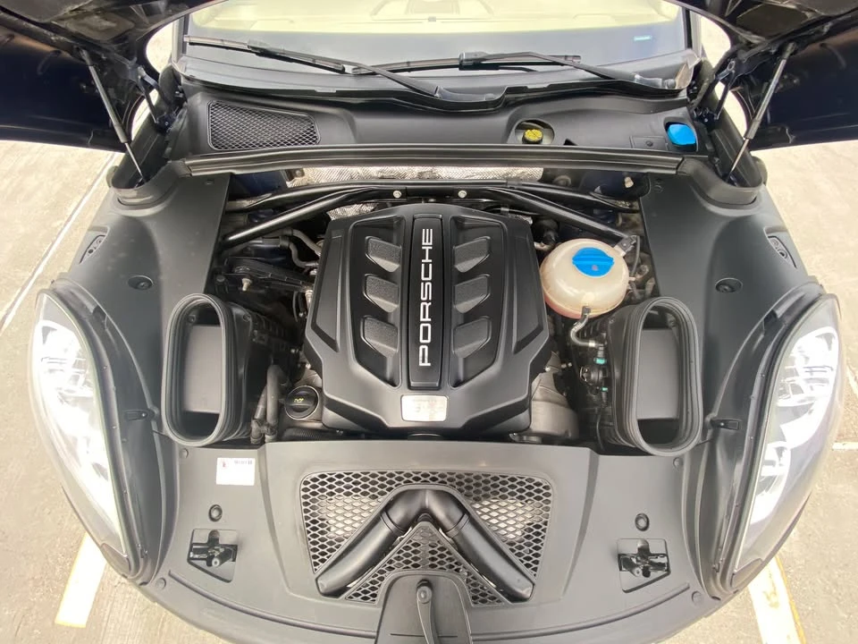 2016 Porsche Macan S - Image 18 of 19