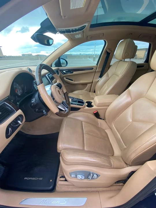 2016 Porsche Macan S - Image 12 of 19
