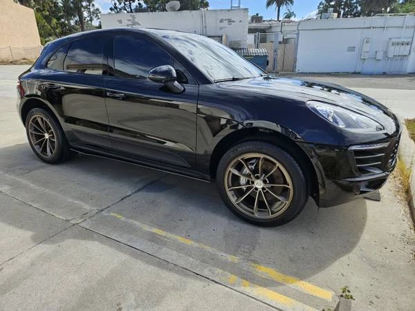 2016 Porsche Macan - Image 2 of 5