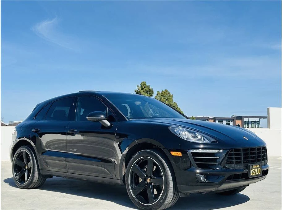 2016 Porsche Macan - Image 2 of 20