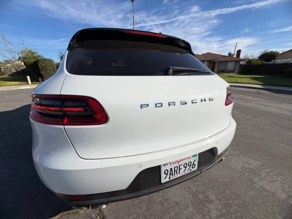 2016 Porsche Macan S - Image 8 of 11