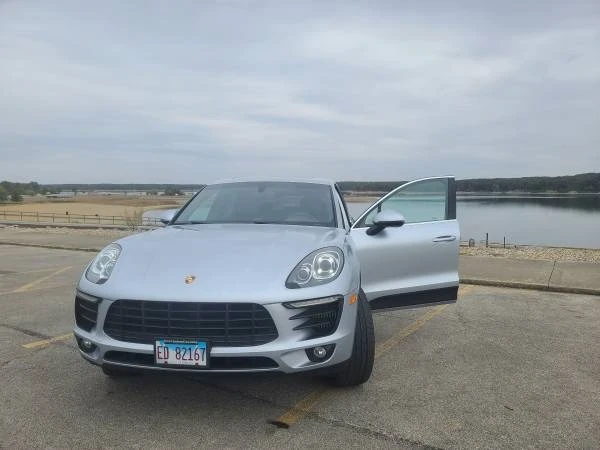 2016 Porsche Macan S - Image 2 of 21