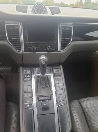 2016 Porsche Macan S - Image 8 of 21