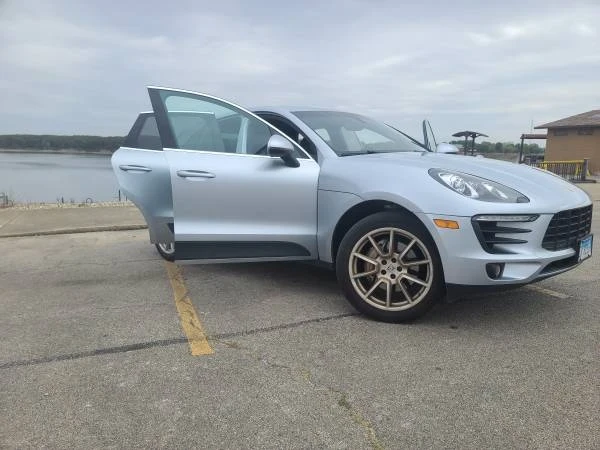 2016 Porsche Macan S - Image 16 of 21