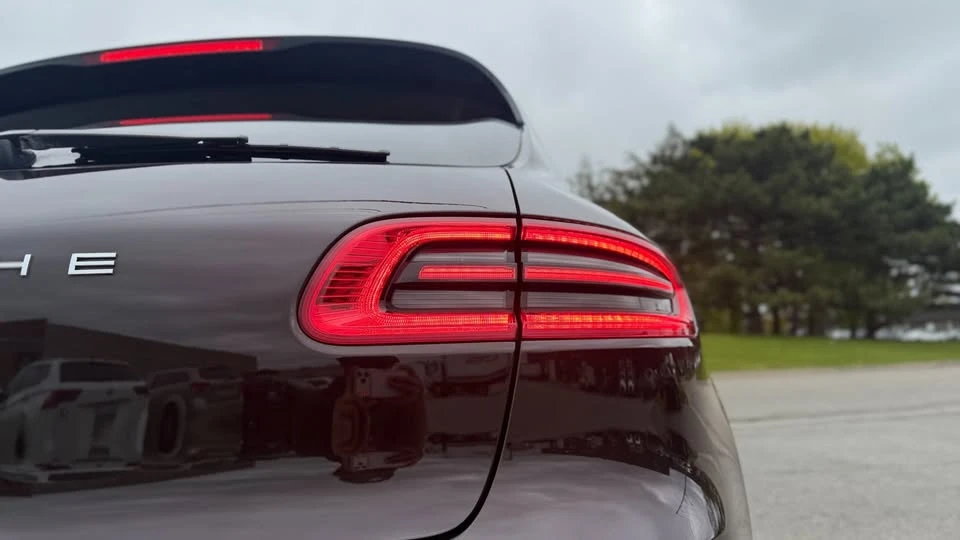 2016 Porsche Macan S - Image 10 of 20