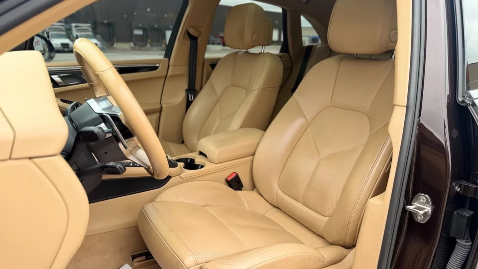 2016 Porsche Macan S - Image 12 of 20