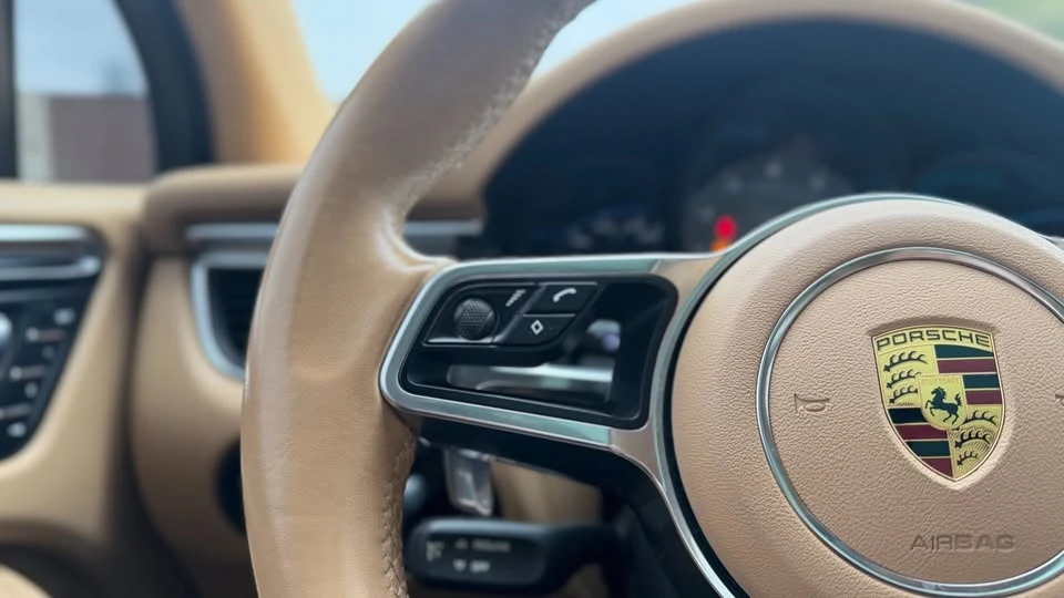 2016 Porsche Macan S - Image 17 of 20