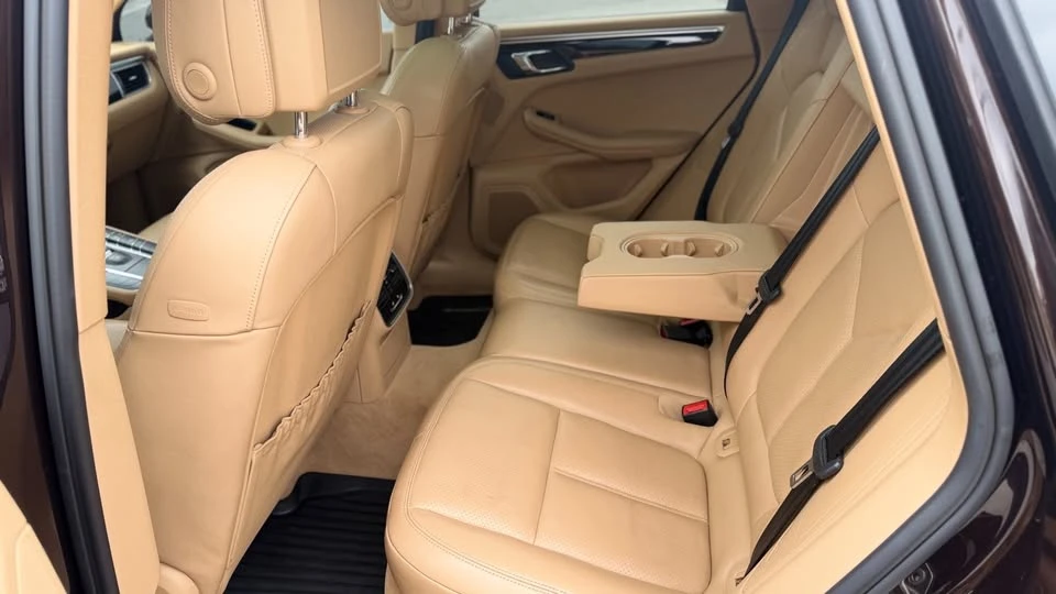 2016 Porsche Macan S - Image 14 of 20