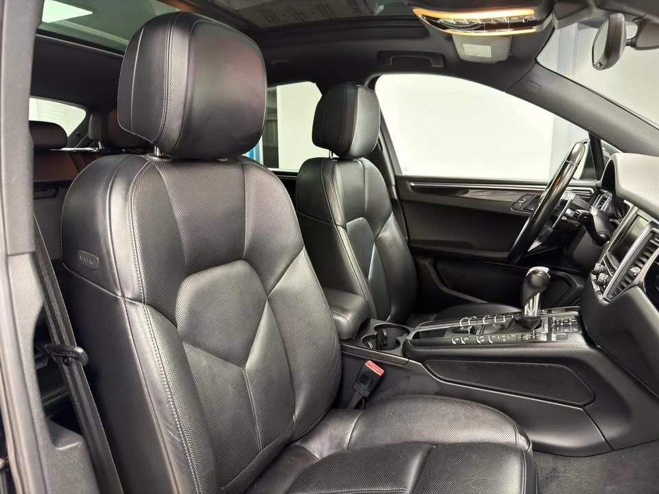 2016 Porsche Macan S - Image 12 of 20