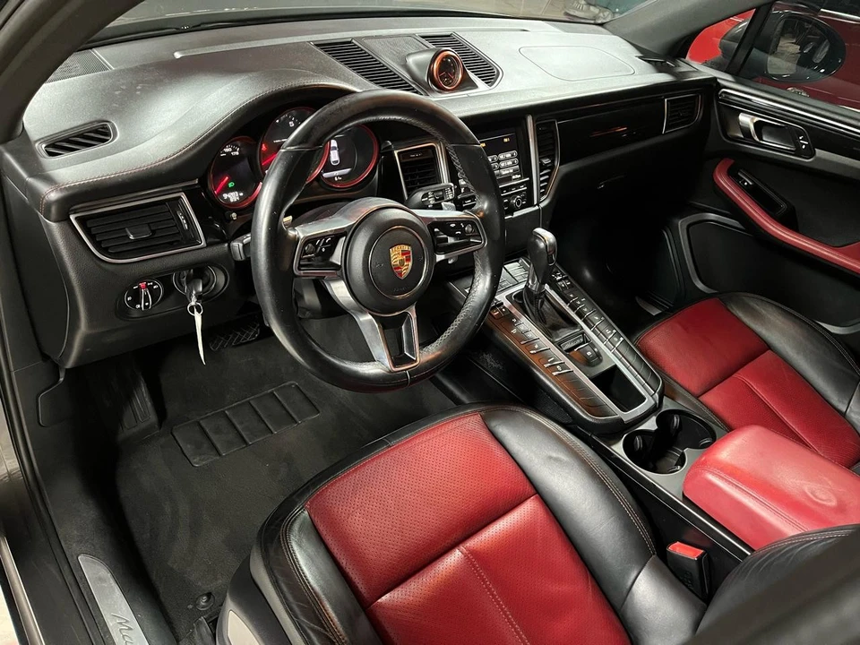 2016 Porsche Macan S - Image 9 of 31