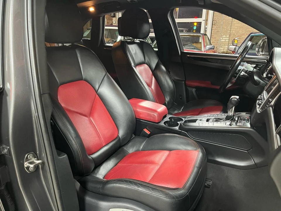 2016 Porsche Macan S - Image 28 of 31