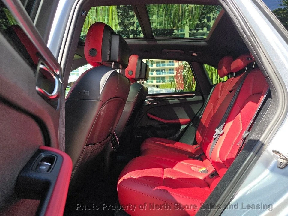 2016 Porsche Macan S - Image 9 of 12