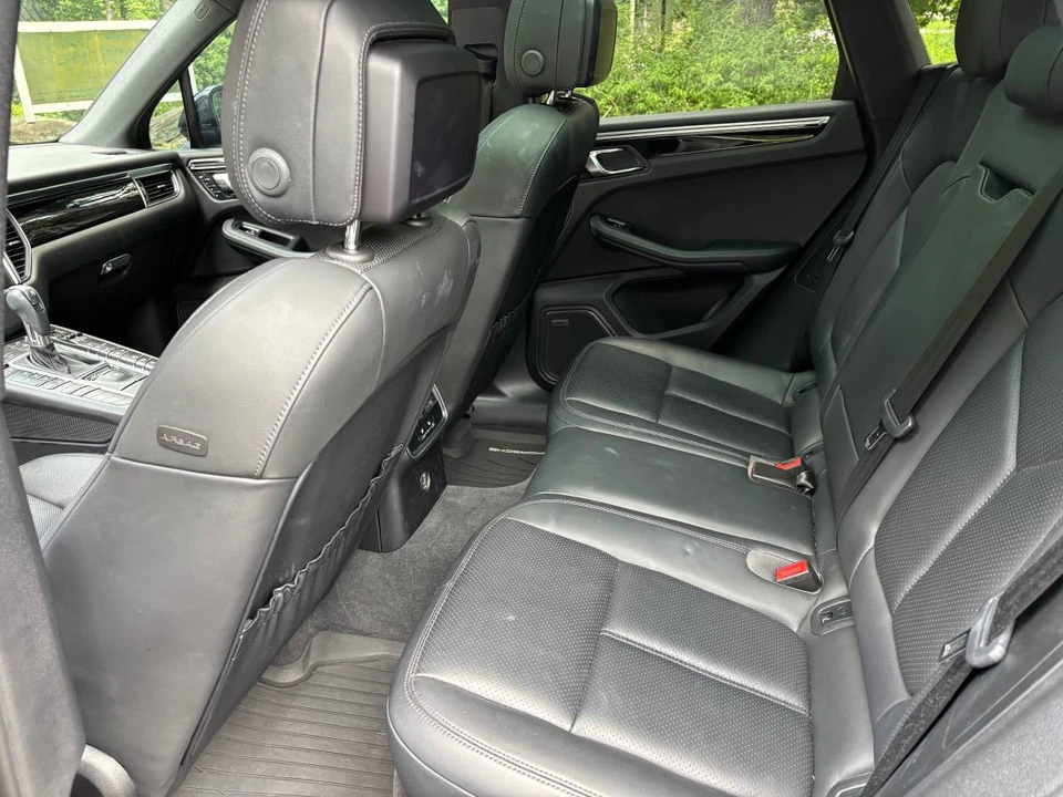 2018 Porsche Macan - Image 7 of 22