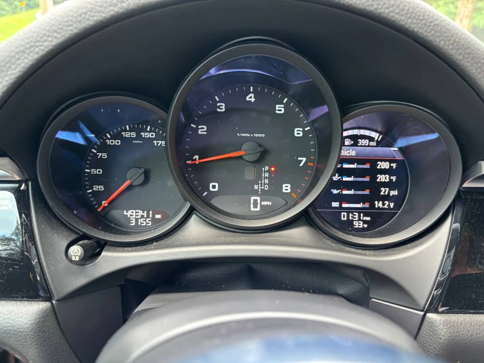 2018 Porsche Macan - Image 19 of 22