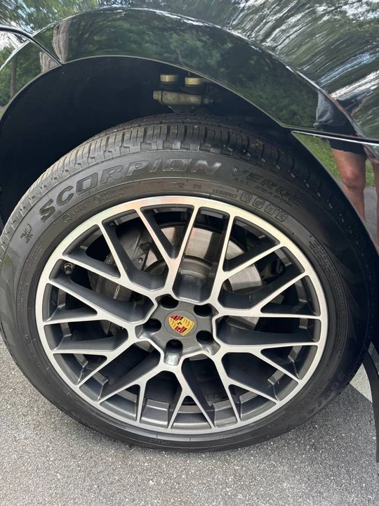 2018 Porsche Macan - Image 11 of 22
