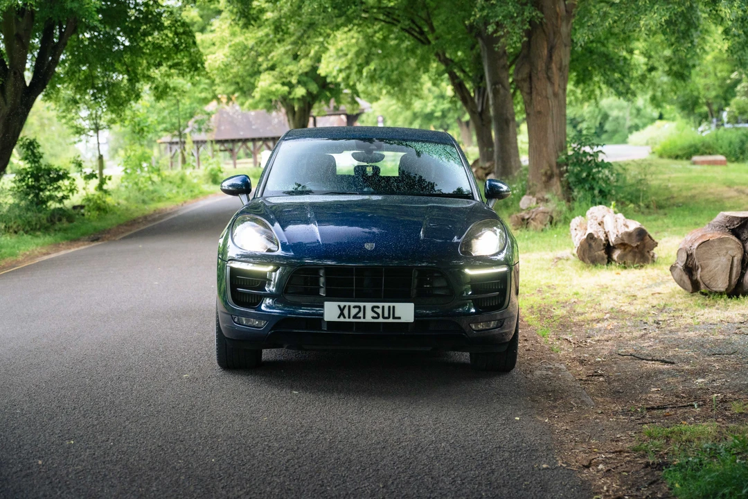 2016 Porsche Macan GTS - Image 9 of 31