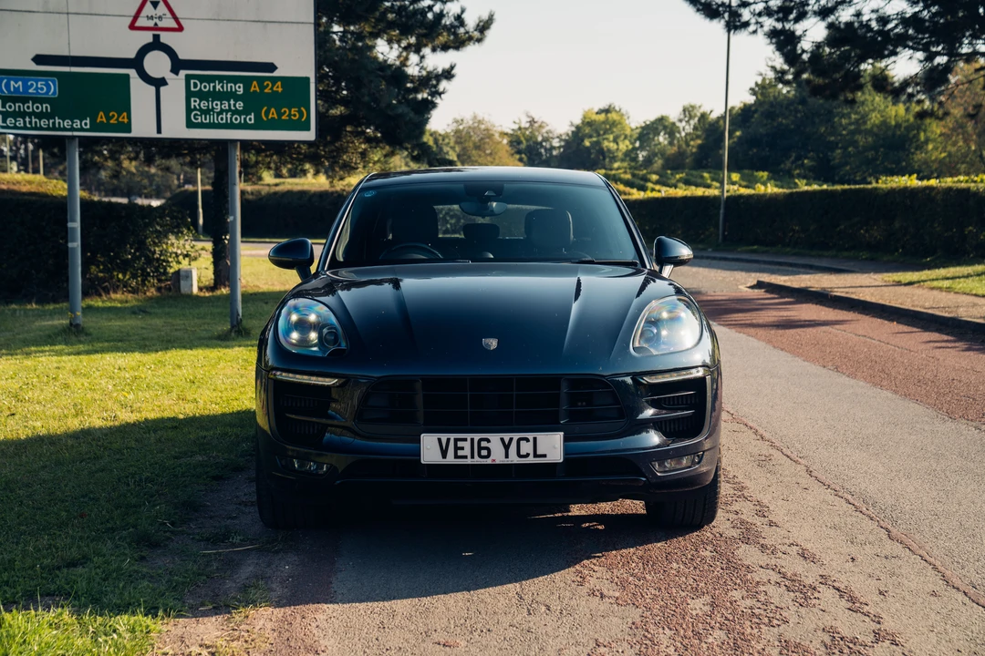 2016 Porsche Macan GTS - Image 10 of 31