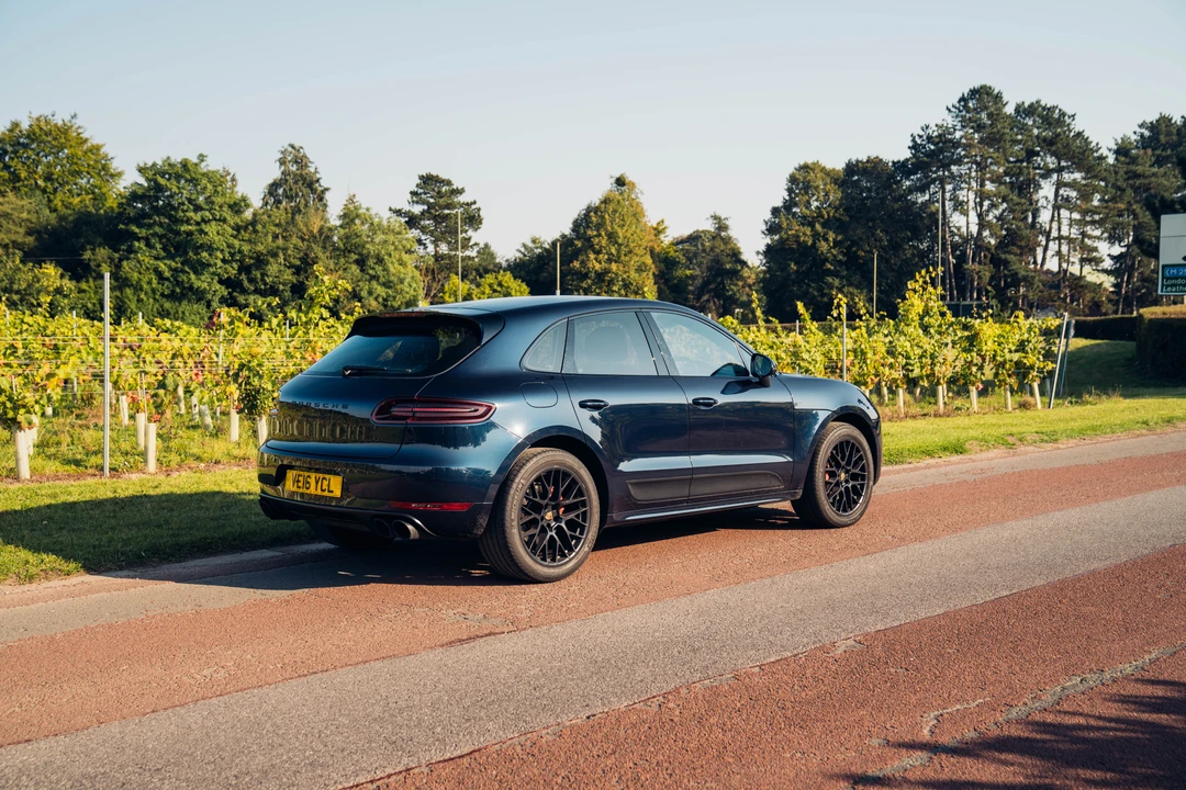 2016 Porsche Macan GTS - Image 7 of 31