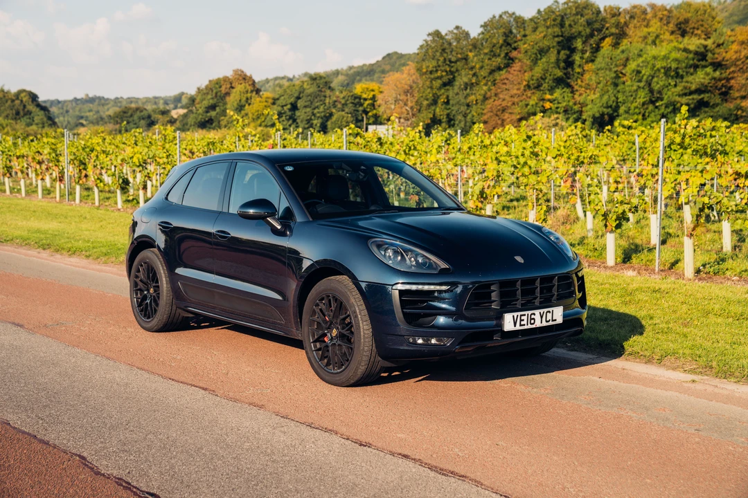2016 Porsche Macan GTS - Image 9 of 31