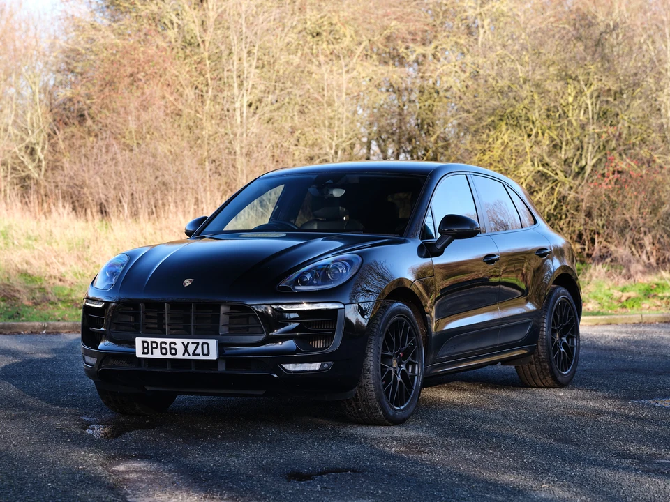 2016 Porsche Macan GTS - Image 9 of 31