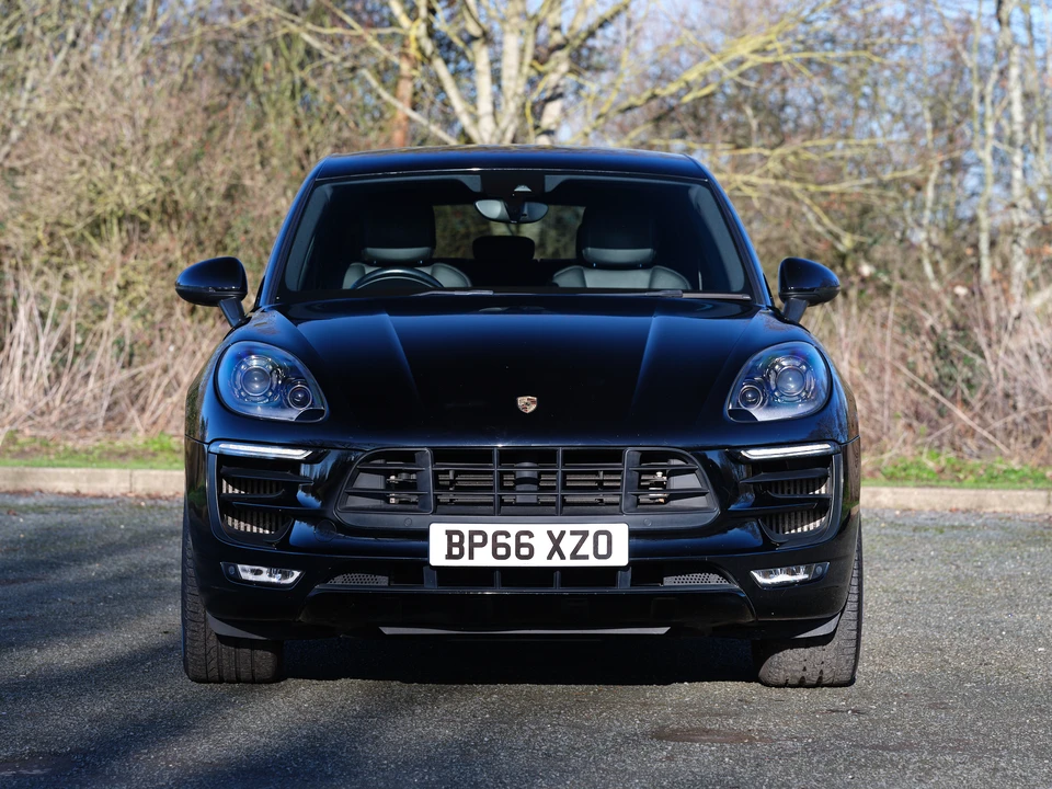 2016 Porsche Macan GTS - Image 10 of 31