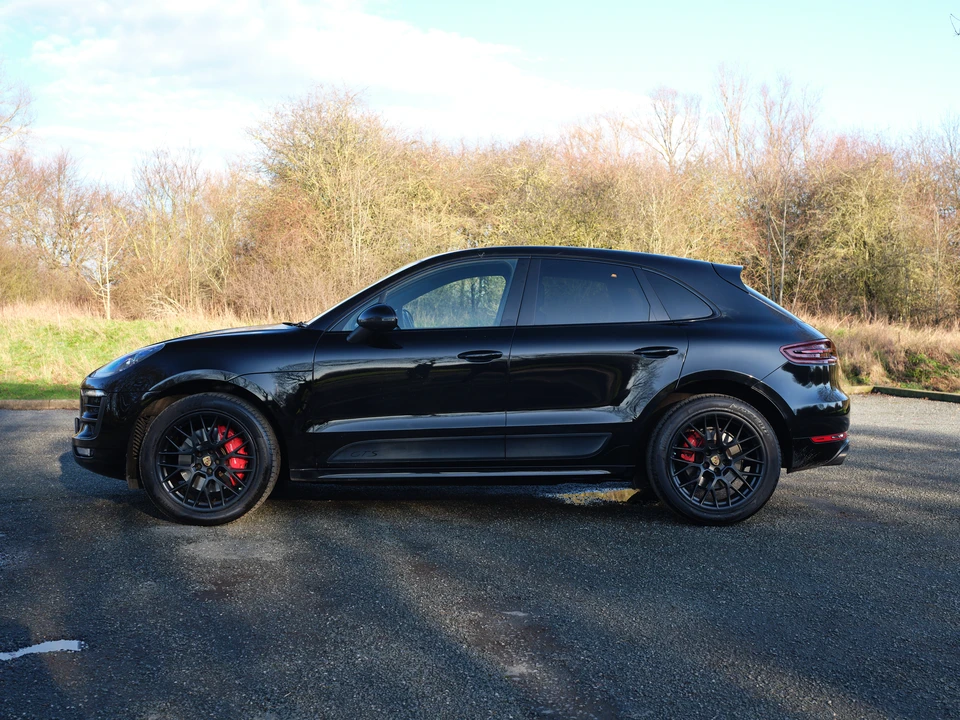 2016 Porsche Macan GTS - Image 14 of 31