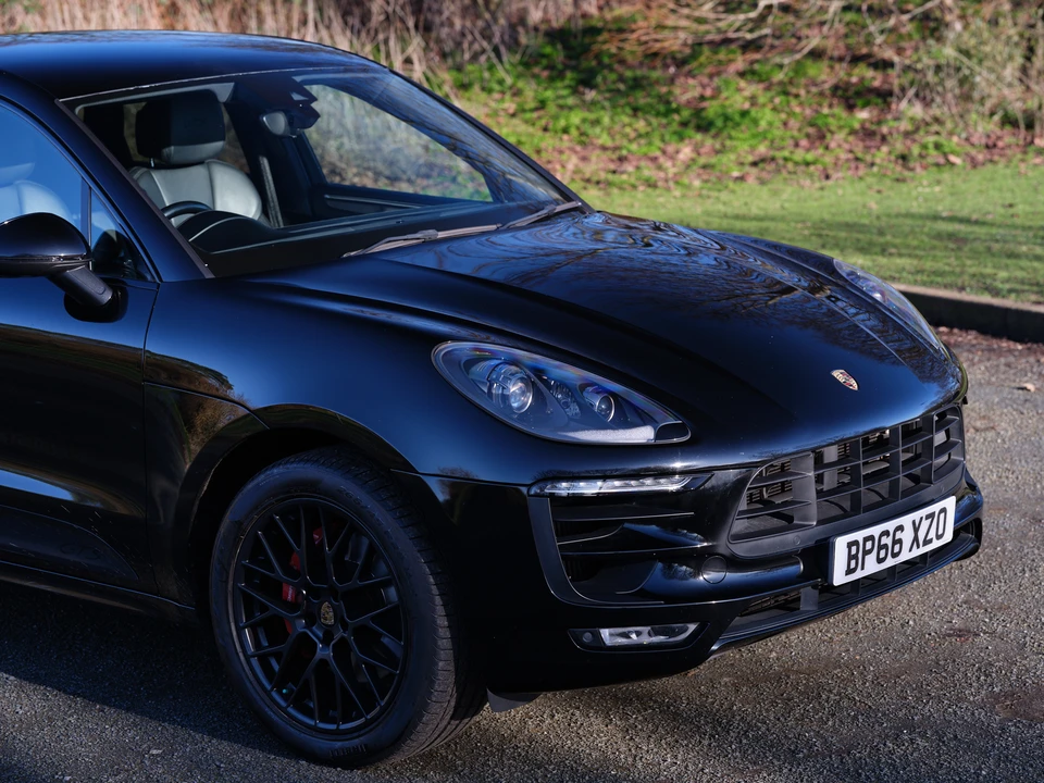 2016 Porsche Macan GTS - Image 29 of 31