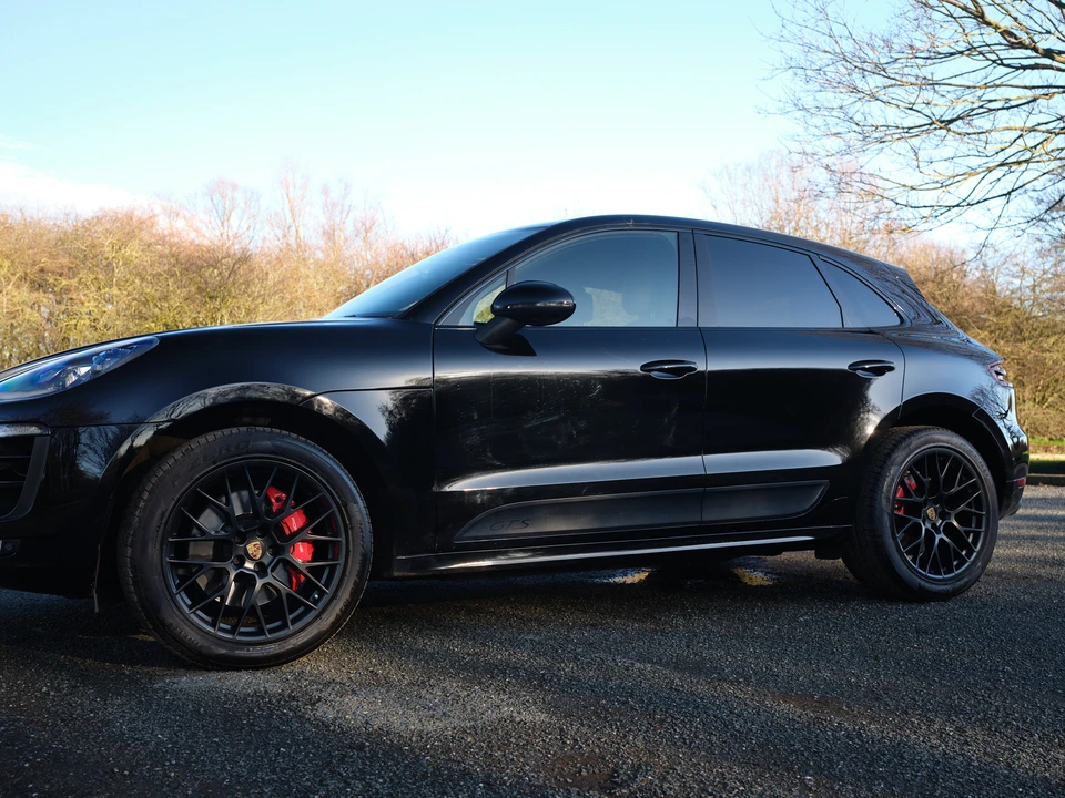 2016 Porsche Macan GTS - Image 18 of 31