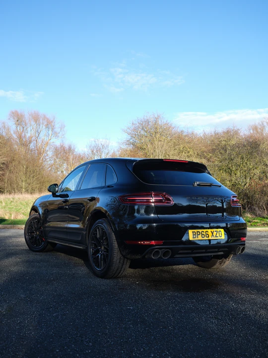 2016 Porsche Macan GTS - Image 22 of 31