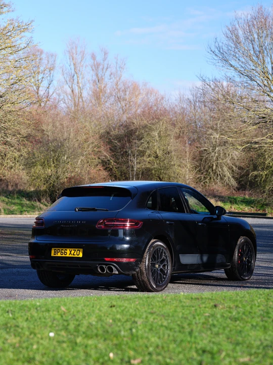 2016 Porsche Macan GTS - Image 23 of 31