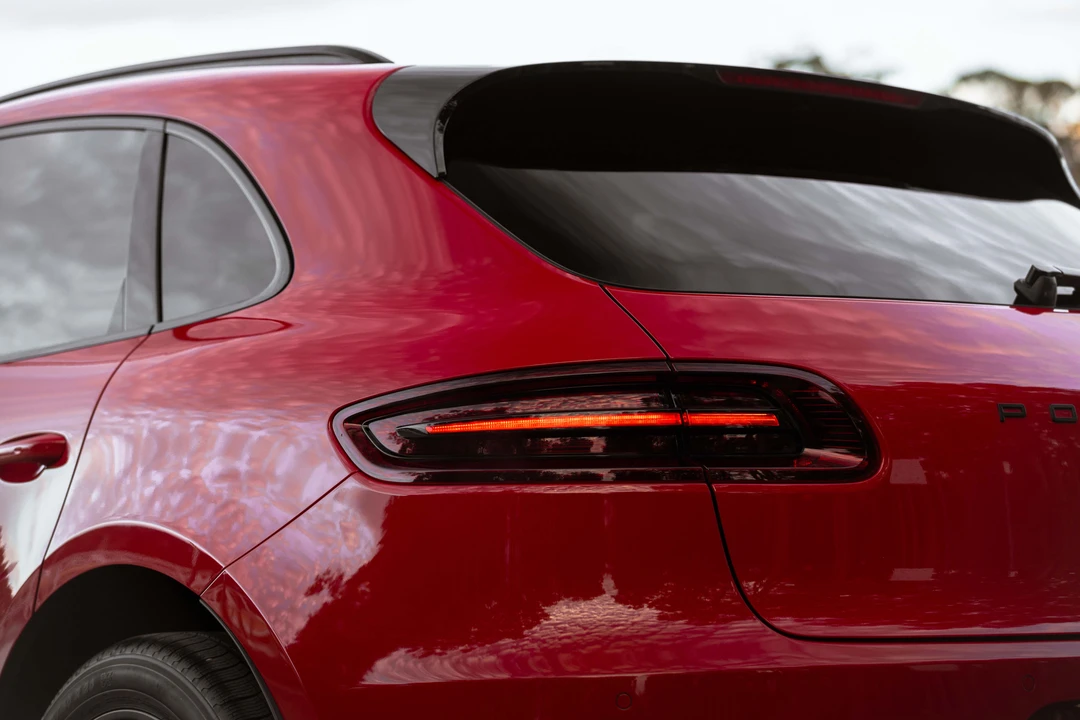 2016 Porsche Macan GTS - Image 11 of 31