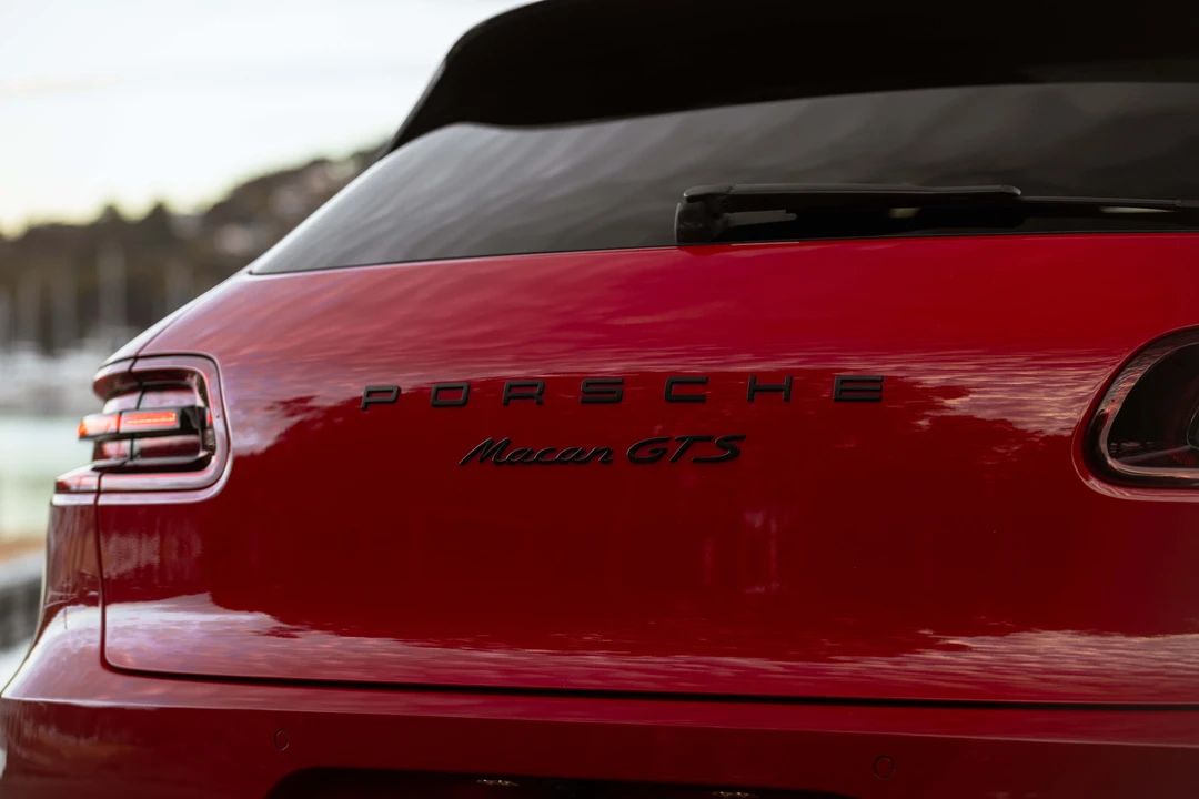 2016 Porsche Macan GTS - Image 17 of 31