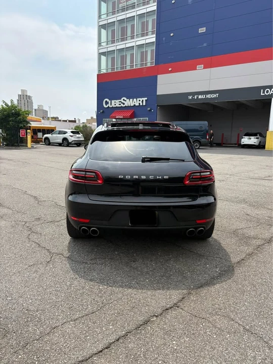 2016 Porsche Macan - Image 5 of 19