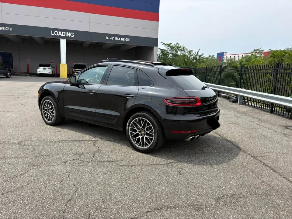 2016 Porsche Macan - Image 4 of 19