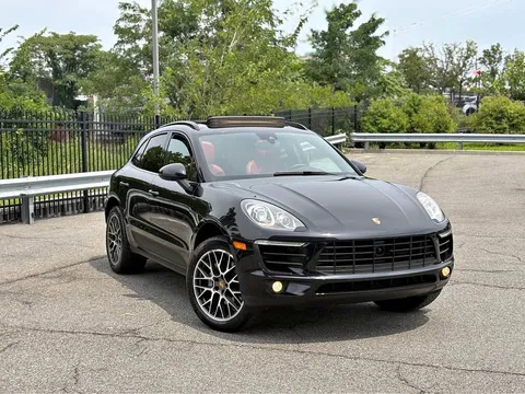 2016 Porsche Macan S